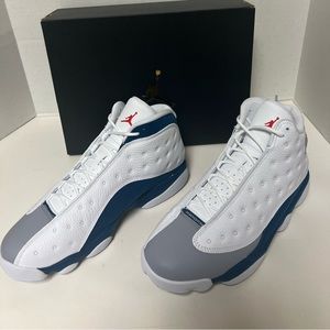 Men’s Nike Jordan NEW, Size 12 New in box Space Jam LeBron 18 Low -